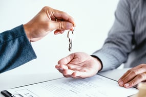 Transfer_iStock_1210341708